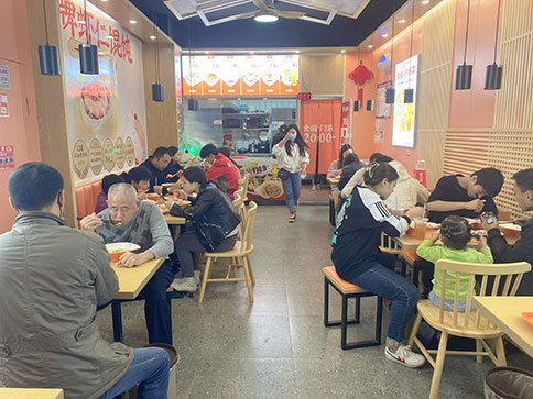 熱烈祝賀江蘇泰州興化如意餛飩吾悅廣場(chǎng)店開(kāi)業(yè)大吉！